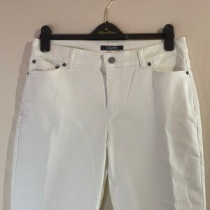 {2/20} White Chaps Capri Jeans